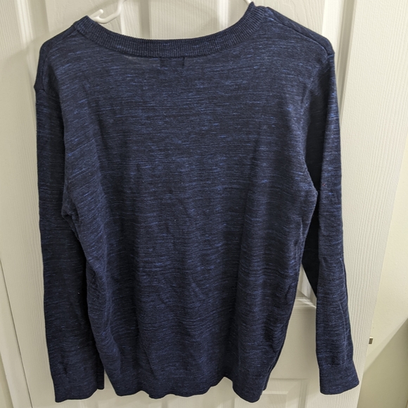 NWT H&M Lightweight Long Sleeve - Picture 3 of 3